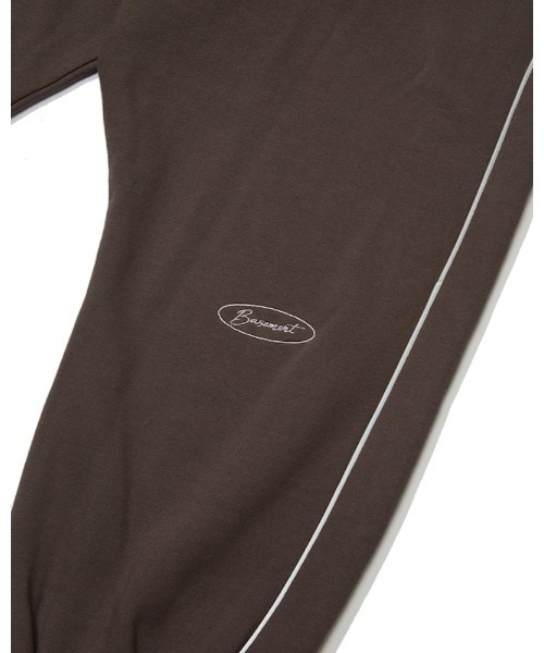 VIBGYOR(ヴィブジョー)の「【Re:one】-OVERR- SCOTCH PIPING PANTS(MA)(スウェットパンツ・メンズ・カーキ/ベージュ・FREE)」の15枚目の写真