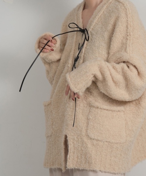 lawgy（ラウジー）の「wool lace up knit（ニット/セーター・レディース・グリーン/ベージュ/アイボリー・FREE）」の16枚目の写真