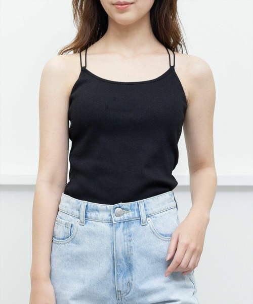 clear（クリア）の「カップ付リブキャミソール [着回し力抜群 大人 カジュアル ダブルストラップ]≪2024AW≫（キャミソール・レディース・ブラウン/カーキ/オフホワイト/ベージュ/サックスブルー/オレンジ/ブラック/グリーン/ピンク/ピンク系その他2/ブルー・F）」の4枚目の写真