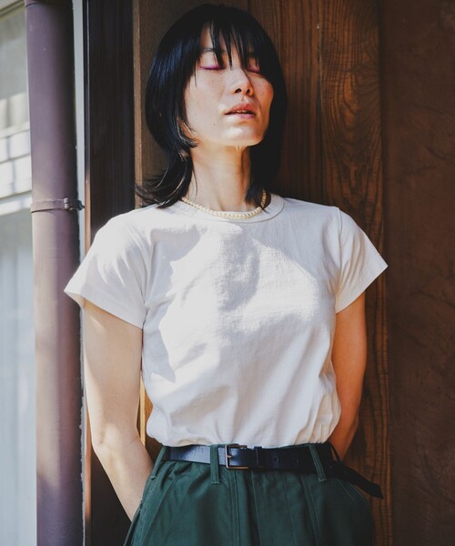 Freada(フリーダ)の「Freada/フリーダ ハードウォッシュ加工Tシャツ(Tシャツ/カットソー・レディース・ブラック/ホワイト/イエロー・SMALL/MEDIUM)」の2枚目の写真