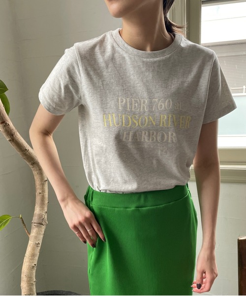 LOWRYS FARM(ローリーズファーム)の「カラーロゴプリントTシャツSS 190316(Tシャツ/カットソー・レディース・チャコールグレー/グレー/ブルー/ホワイト・FREE)」の1枚目の写真