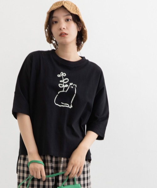 POU DOU DOU(プードゥドゥ)の「花瓶ねこプリントドルマンTee(Tシャツ/カットソー・レディース・オフホワイト/ブラック/サックスブルー・3)」の11枚目の写真