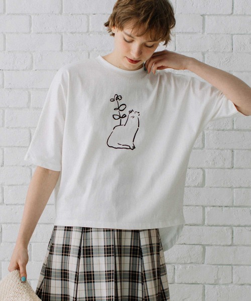 POU DOU DOU(プードゥドゥ)の「花瓶ねこプリントドルマンTee(Tシャツ/カットソー・レディース・オフホワイト/ブラック/サックスブルー・3)」の18枚目の写真