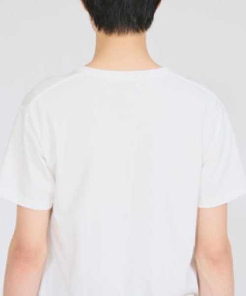HANES(ヘインズ)の「【Hanes/ヘインズ】メンズ ジャパンフィット 【2枚組】VネックTシャツ(Tシャツ/カットソー・メンズ・ホワイト・SMALL/MEDIUM/LARGE/X-LARGE)」の8枚目の写真