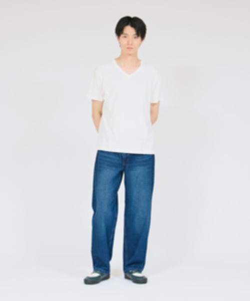 HANES(ヘインズ)の「【Hanes/ヘインズ】メンズ ジャパンフィット 【2枚組】VネックTシャツ(Tシャツ/カットソー・メンズ・ホワイト・SMALL/MEDIUM/LARGE/X-LARGE)」の13枚目の写真