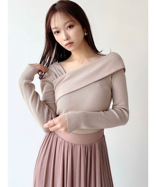 新品・タグ付　アルページュストーリー 大人のオフショルニット 冷感　大人気♡ 大人のオフショルニット │【公式通販】Arpege story