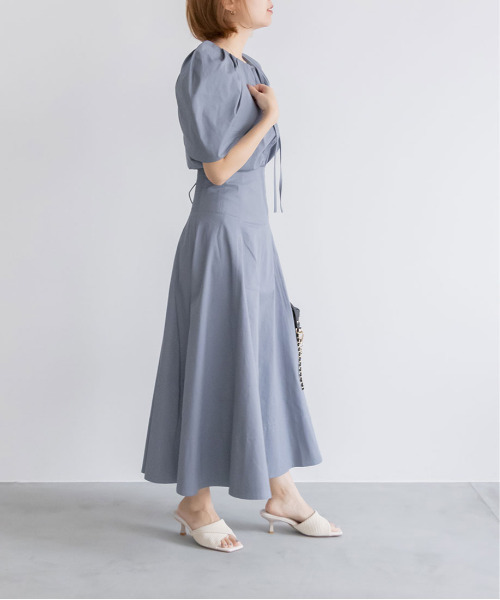 RANDA(ランダ)の「ボリュームスリーブブラウス(シャツ/ブラウス・レディース・ブルー/クリーム/インディゴブルー・0/1)」の11枚目の写真