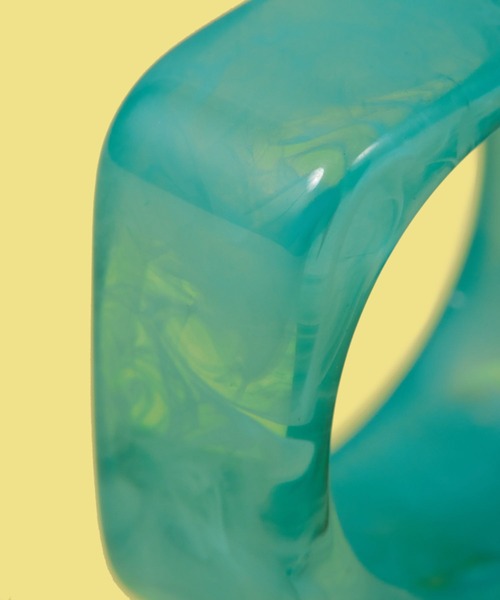 FOREVER 21（フォーエバー トゥエンティーワン）の「スクエアクリアリング（リング・レディース・ブラウン/ピンク/オレンジ/ブルー/イエロー系その他/その他・FREE）」の8枚目の写真