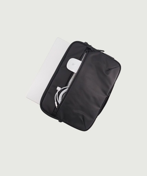 WEXLEY（ウェクスレイ）の「KINNEY SLEEVE ORGANIZER 14" CORDURA BALLISTIC BLACK（PC・タブレットケース・メンズ・ブラック・ONE SIZE）」の6枚目の写真