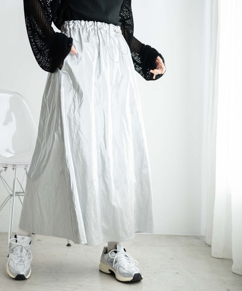 WEGO(ウィゴー)の「WEGO/メタリックドロストフレアスカート(スカート・レディース・シルバー/ブラック・FREE)」の12枚目の写真