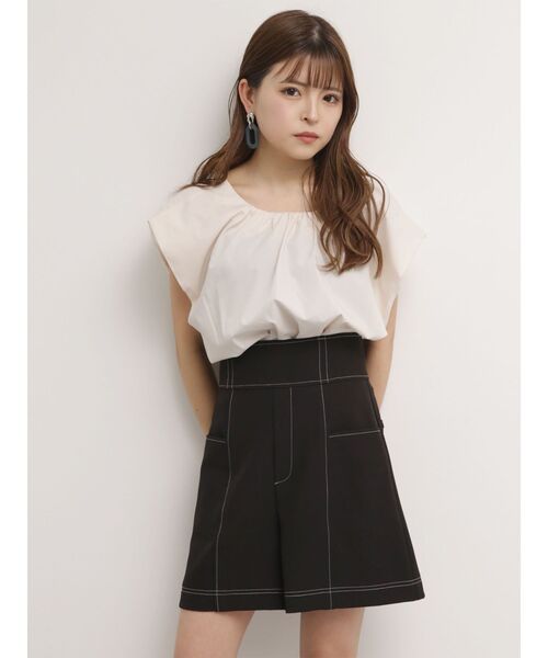 MURUA（ムルーア）の「ハイウエストステッチショートパンツ（その他パンツ・レディース・ブラック/ホワイト・1/2）」の19枚目の写真