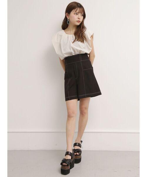 MURUA（ムルーア）の「ハイウエストステッチショートパンツ（その他パンツ・レディース・ブラック/ホワイト・1/2）」の20枚目の写真