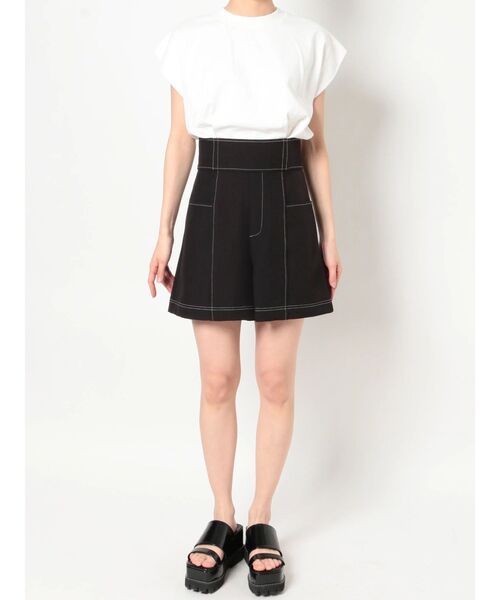 MURUA（ムルーア）の「ハイウエストステッチショートパンツ（その他パンツ・レディース・ブラック/ホワイト・1/2）」の16枚目の写真