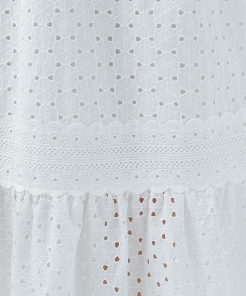 BAYFLOW(ベイフロー)の「レースギャザーワンピース(ワンピース・レディース・ブラック/オフホワイト・SMALL/MEDIUM)」の15枚目の写真