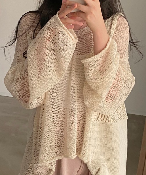 deux amour(ドゥーザムール)の「シースルー透かし編み長袖クルーネックトップス(その他トップス・レディース・グレー/アイボリー/グリーン・FREE)」の5枚目の写真