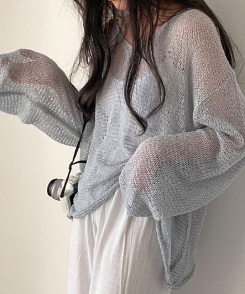 deux amour(ドゥーザムール)の「シースルー透かし編み長袖クルーネックトップス(その他トップス・レディース・グレー/アイボリー/グリーン・FREE)」の10枚目の写真