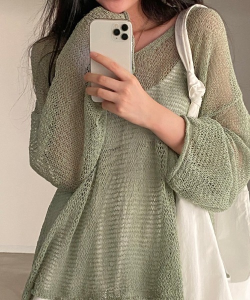 deux amour(ドゥーザムール)の「シースルー透かし編み長袖クルーネックトップス(その他トップス・レディース・グレー/アイボリー/グリーン・FREE)」の15枚目の写真