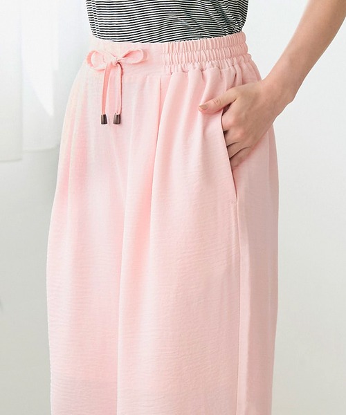 coca（coca）（コカ）の「シボサテンライクイージーパンツ 防シワ/イージーケア/吸水速乾/通気性（その他パンツ・レディース・イエロー/ブラック/アイボリー/ライトブルー/ベージュ/ネイビー/ライトベージュ/ライトピンク/ブラウン/カーキ・M/L/S）」の22枚目の写真