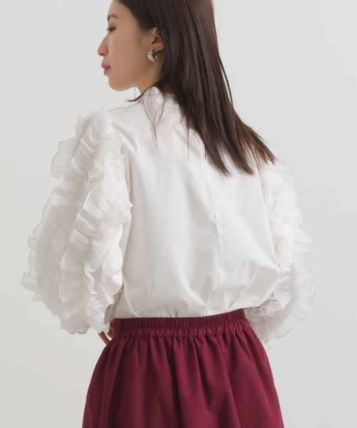 terrace(テラス)の「フリルスリーブブラウス(シャツ/ブラウス・レディース・ブラック/ブルー/オフホワイト・MEDIUM)」の9枚目の写真