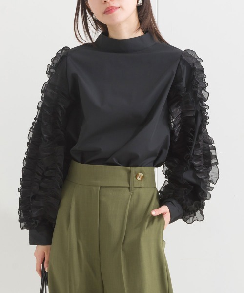 terrace(テラス)の「フリルスリーブブラウス(シャツ/ブラウス・レディース・ブラック/ブルー/オフホワイト・MEDIUM)」の6枚目の写真