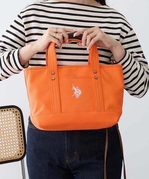 U.S. POLO ASSN.(ユーエスポロアッスン)の「【U.S. POLO ASSN.】キャンバストートS トートバッグ USPA1862(トートバッグ・レディース・オフホワイト/ホワイト×ブラック/レッド/グリーン/ブラック/カモフラージュ/インディゴブルー/ホワイト/ライトグリーン/グリーン系1/ダークインディゴブルー/ロイヤルブルー/イエロー/オレンジ/ブラック系1/ピンク・FREE)」の15枚目の写真