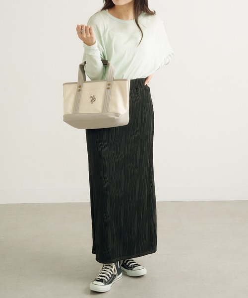 U.S. POLO ASSN.（ユーエスポロアッスン）の「【U.S. POLO ASSN.】キャンバストートS トートバッグ USPA1862（トートバッグ・レディース・オフホワイト/ホワイト×ブラック/レッド/グリーン/ブラック/カモフラージュ/インディゴブルー/ホワイト/ライトグリーン・FREE）」の17枚目の写真