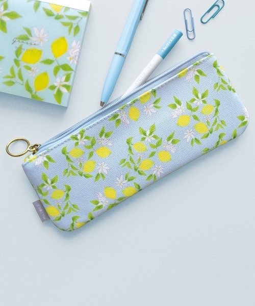 COMMON WARE（コモンウェアー）の「EC:MATOKA PIANTA PEN CASEE ペンケース（ペン類・レディース・ライトブルー/アイボリー/ベビーピンク/サックスブルー/グレイッシュベージュ/ライトイエロー・FREE）」の4枚目の写真