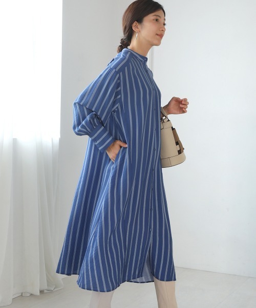 Bou Jeloud(ブージュルード)の「レーヨンシア-ストライプシャツワンピース(ワンピース・レディース・ブルー/イエロー・38)」の19枚目の写真