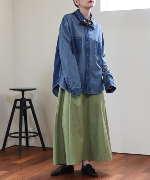 ULEULA(ウルア)の「リメイクデニム風オーバーシャツジャケット(シャツ/ブラウス・レディース・ブルー・FREE)」の6枚目の写真