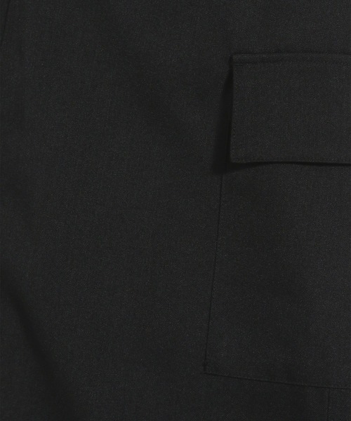 LAKOLE(ラコレ)の「カーゴポケットスカート / 982202(スカート・レディース・ブラック/カーキ・MEDIUM/SMALL)」の5枚目の写真