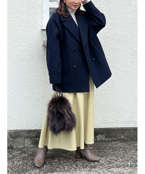 MICHEL KLEIN（ミッシェル・クラン）の「Super100ウールビーバービックカラーPコート（ピーコート・レディース・ブルー/ネイビー/グリーン・38/36）」の4枚目の写真