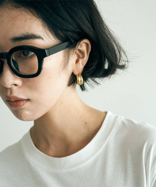 marjour（マージュール）の「[SURGICAL]DOUBLE HOOP PIERCE（ピアス（両耳用）・レディース・シルバー/ゴールド・FREE）」の5枚目の写真