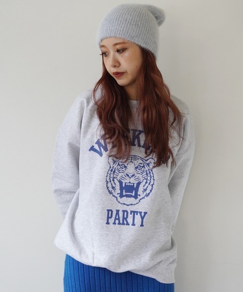 GILDAN(ギルダン)の「【 GILDAN / ギルダン 】 カレッジロゴ オーバーサイズ スウェット(スウェット・メンズ・その他14/その他1/I/その他16/その他17/その他18/A/E/G/その他13/B/その他19/その他15/その他3/その他8/H/D/その他9/C/J・XL/L)」の15枚目の写真
