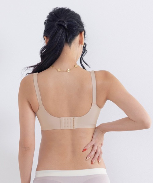 SweetMommy（スウィートマミー）の「まるで素肌 シームレス フロントオープン 授乳ブラ ［未来ブラ］（マタニティウェア/グッズ・レディース・ベージュ/ブラック/グレー・M/X-LARGE/3L/LL/XX-LARGE/L）」の18枚目の写真