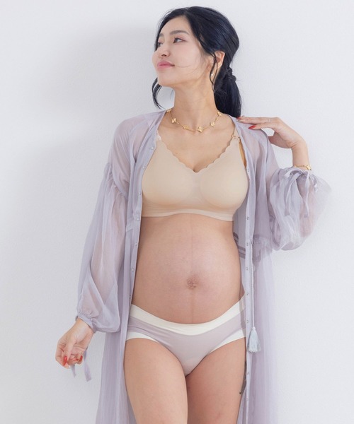 SweetMommy（スウィートマミー）の「まるで素肌 シームレス フロントオープン 授乳ブラ ［未来ブラ］（マタニティウェア/グッズ・レディース・ベージュ/ブラック/グレー・M/X-LARGE/3L/LL/XX-LARGE/L）」の20枚目の写真