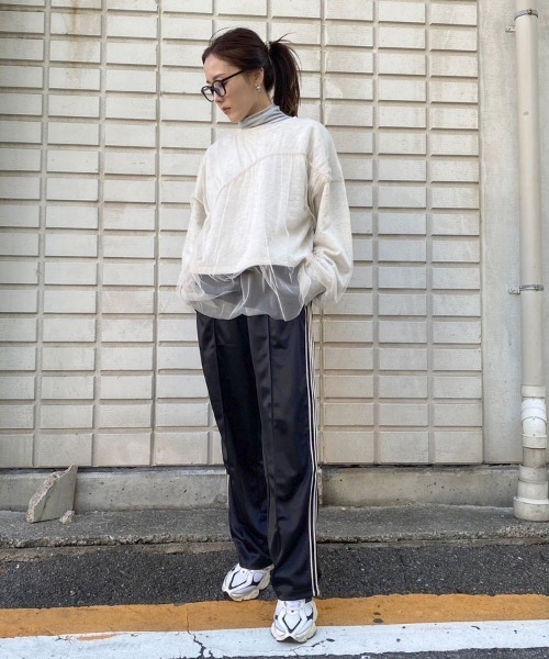 DONOBAN(ドノバン)の「【pufe】裏毛ギャザーチュールSW(スウェット・レディース・ホワイト系その他/オートミール/ブラック・F)」の20枚目の写真