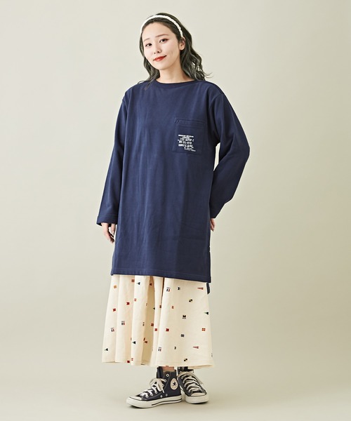 CUBE SUGAR（キューブシュガー）の「微起毛スウェットポケット付バックプリントチュニック（スウェット・レディース・ピンク/カーキ/ナチュラル/ネイビー/マルチ・M）」の16枚目の写真