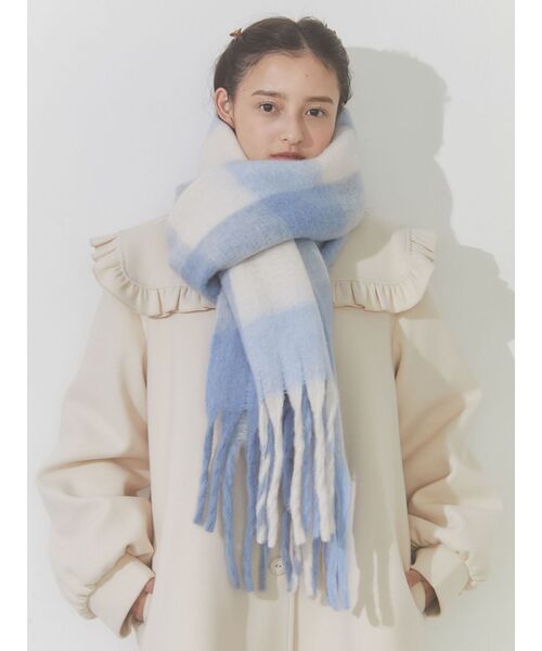 merry jenny（メリージェニー）の「fluffy checkフリンジマフラー