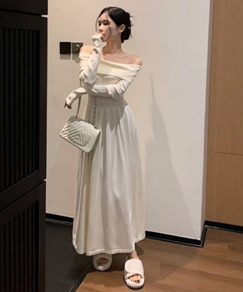 Alexis アレクシスオフショルダーワンピース