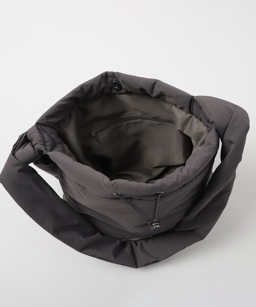 coen(コーエン)の「ドローコードパディングショルダーバッグ(ショルダーバッグ・レディース・ダークグレー/ブラック/オフホワイト・FREE)」の15枚目の写真