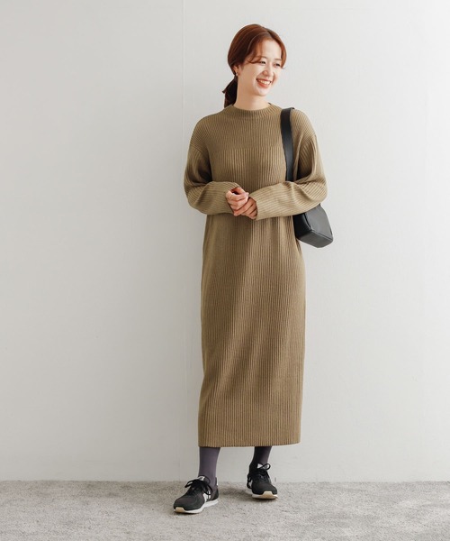 URBAN RESEARCH DOORS（アーバンリサーチドアーズ）の「ボトルネックリブニットワンピース（ワンピース・レディース・チャコールグレー/ブラック/モカ・MEDIUM）」の13枚目の写真