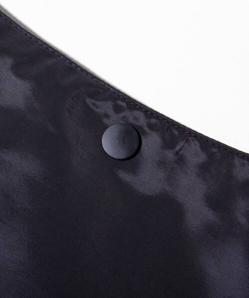 GLOSTER（グロスター）の「【GLOSTER/グロスター】ビッグショルダーバッグ（ショルダーバッグ・メンズ・ブラック・FREE）」の9枚目の写真