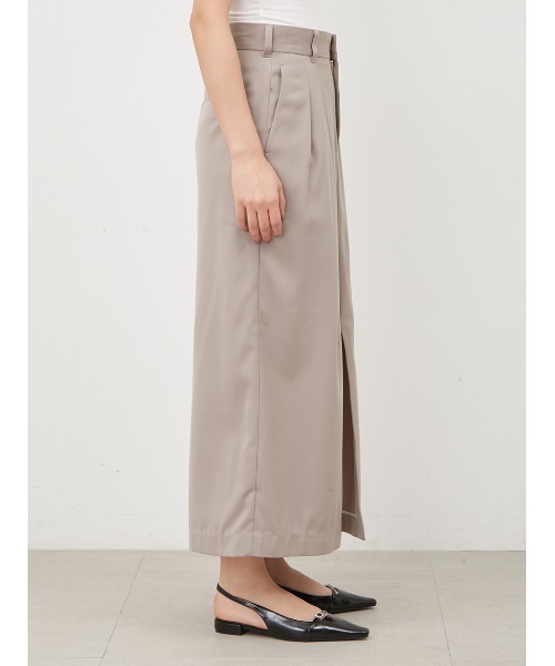 Mila Owen（ミラオーウェン）の「フロントベンツ2タックストレートスカート（スカート・レディース・ストライプ/ベージュ/チャコールグレー・1/0）」の6枚目の写真