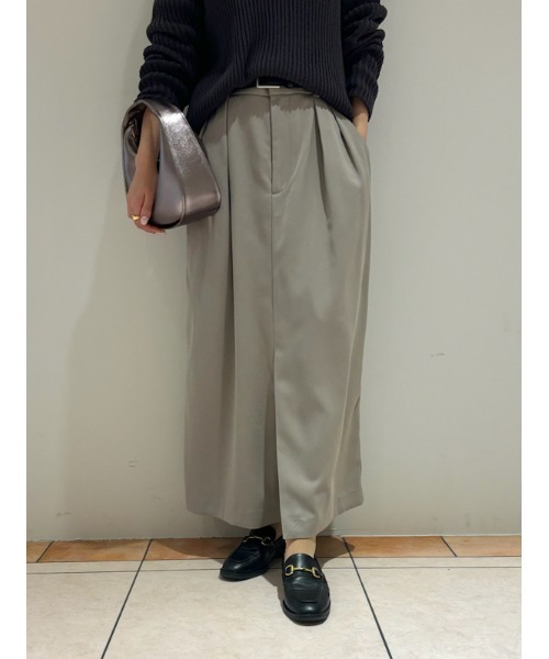 Mila Owen（ミラオーウェン）の「フロントベンツ2タックストレートスカート（スカート・レディース・ストライプ/ベージュ/チャコールグレー・1/0）」の15枚目の写真