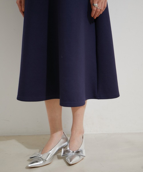 VIS（ビス）の「スフレタッチフーディーワンピース【洗える】（ワンピース・レディース・キナリ/ネイビー・FREE）」の6枚目の写真