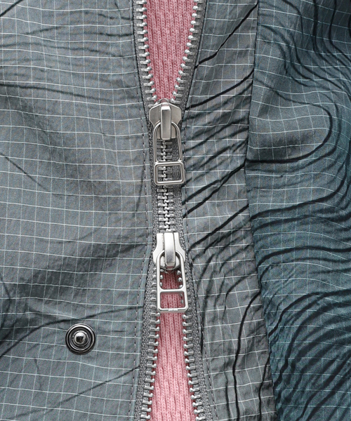 EDIFICE（エディフィス）の「【POLYPLOID / ポリプロイド】MOUNTAIN JACKET B（マウンテンパーカー・メンズ・ブルー系その他・2）」の2枚目の写真