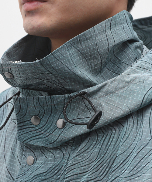 EDIFICE（エディフィス）の「【POLYPLOID / ポリプロイド】MOUNTAIN JACKET B（マウンテンパーカー・メンズ・ブルー系その他・2）」の3枚目の写真