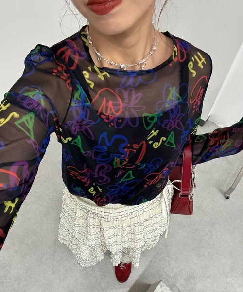 HELLO.SANFRANCISCO(ハローサンフランシスコ)の「【HELLO.SANFRANCISCO/ハローサンフランシスコ】ハンドペイントプリントシアーTEE(Tシャツ/カットソー・レディース・オレンジ/アイボリー/サックスブルー/ブラック/ホワイト/パープル・FREE)」の4枚目の写真