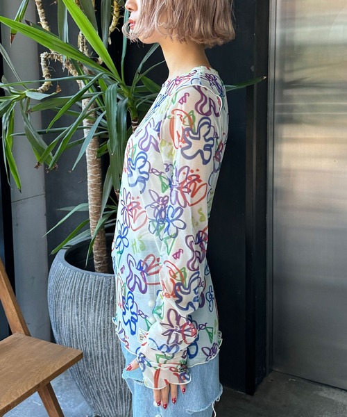 HELLO.SANFRANCISCO(ハローサンフランシスコ)の「【HELLO.SANFRANCISCO/ハローサンフランシスコ】ハンドペイントプリントシアーTEE(Tシャツ/カットソー・レディース・オレンジ/アイボリー/サックスブルー/ブラック/ホワイト/パープル・FREE)」の15枚目の写真