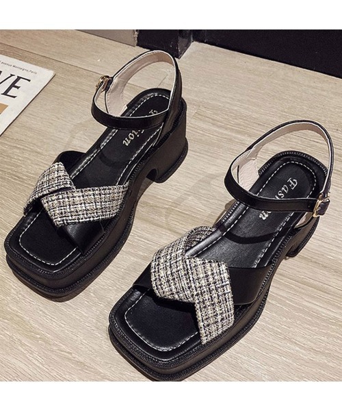 Miniministore（ミニミニストア）の「厚底サンダル クロスストラップ 韓国春夏（サンダル・レディース・ベージュ/ブラック・23.0cm/23.5cm/24.0cm/24.5cm/22.5cm）」の11枚目の写真